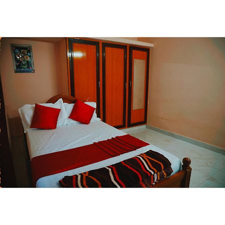 Appartement Garuda Grand à Tirupati Extérieur photo